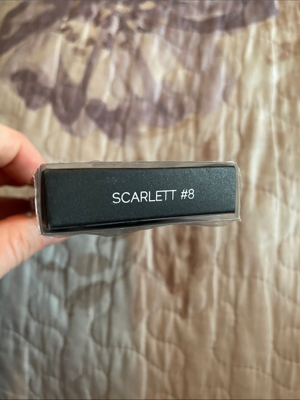 HUDA BEAUTY Black Scarlett #8 LASHES - Picture 3 of 5